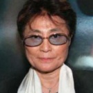 Kunstnere genindspiller Yoko Ono