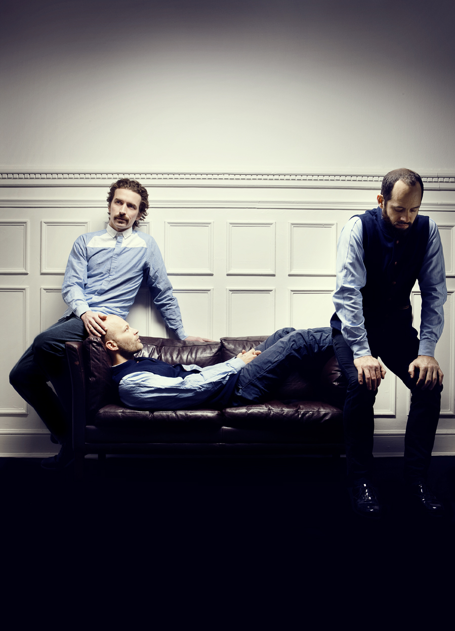 WhoMadeWho har to plader i støbeskeen