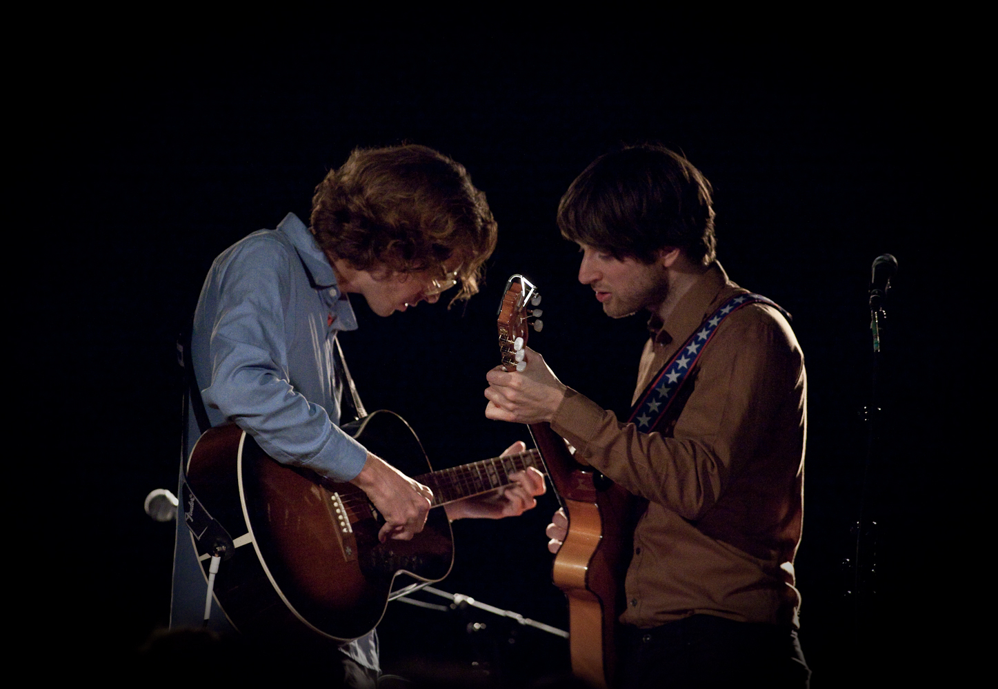 Kings Of Convenience: Lille Vega