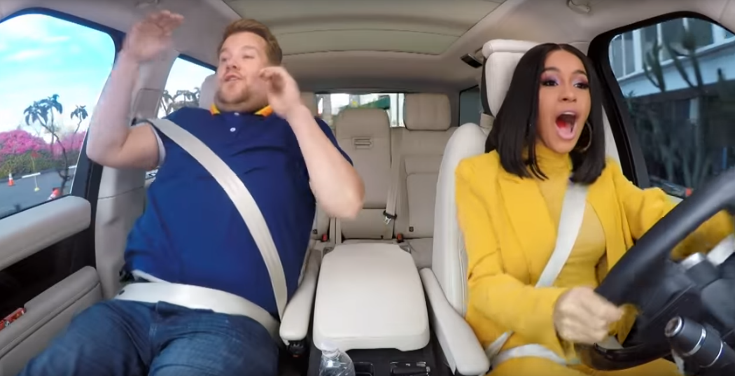Carpool Karaoke: Cardi B kan ikke køre bil – men prøver alligevel