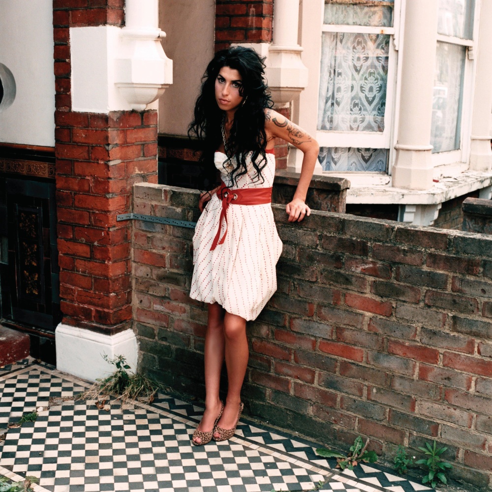 Amy Winehouses sidste tøj-kollektion er ude