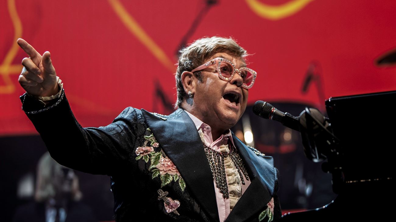 Elton John afslører nyt album med vild gæsteliste