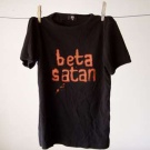 Beta Satan får pladekontrakt