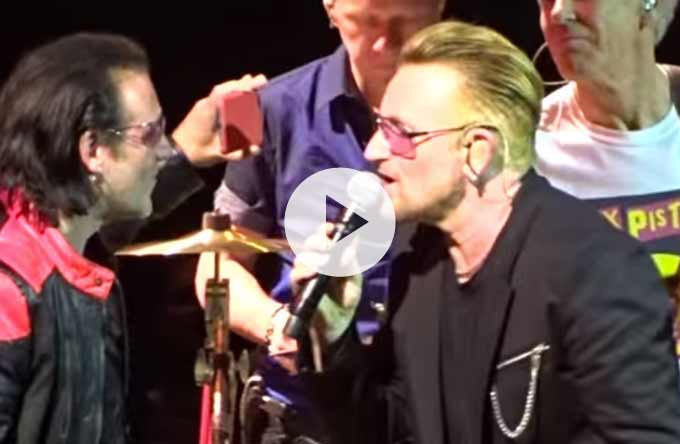 Se U2 spille med Bonos dobbeltgænger