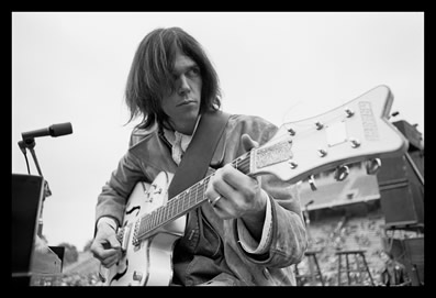 Neil Young udsender klassiske koncerter
