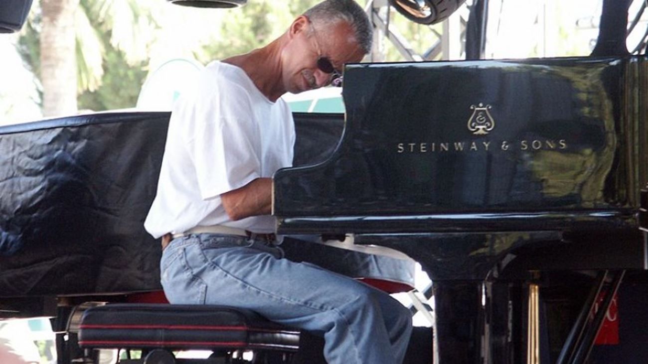 Jazzlegenden Keith Jarrett delvist lammet